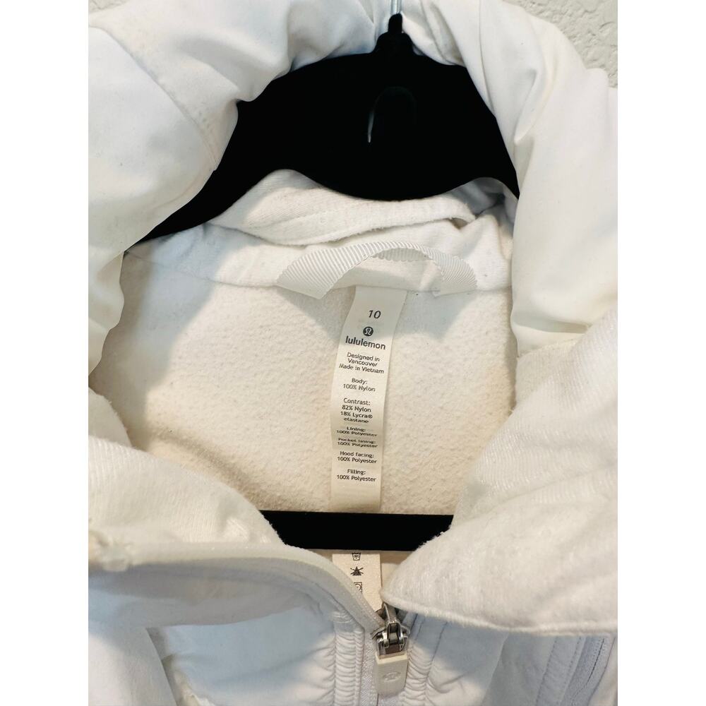 Lululemon Extra Mile Jacket White Removable Hood Insulated Winter Coat 10 - Picture 3 of 12